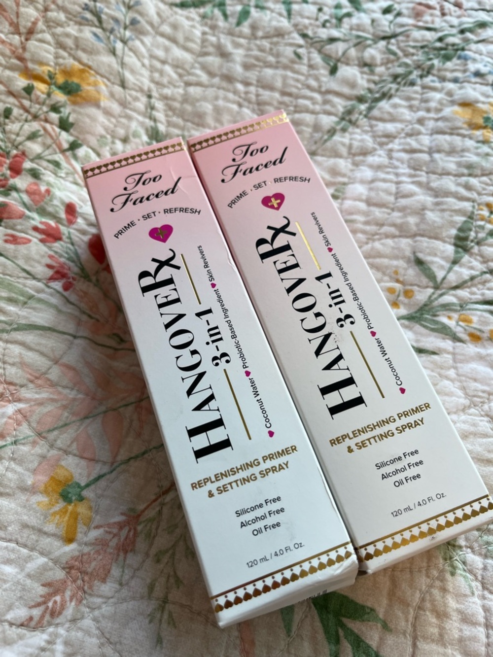 Too Faced Hangover 3-in-1 Replenishing Primer & Setting Spray duo